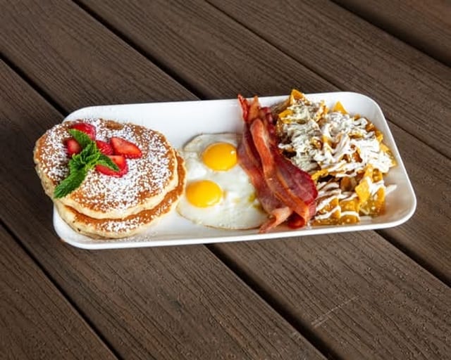 Big Breakfast.